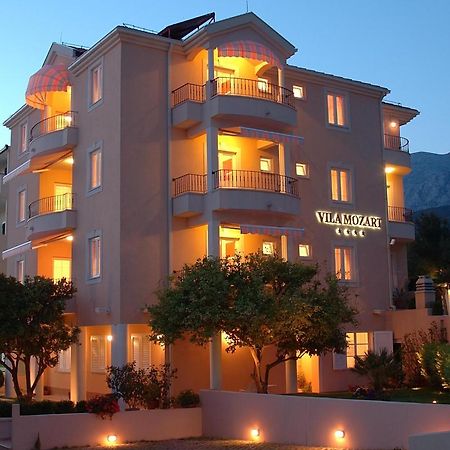 Aparthotel Villa Mozart Podgora Buitenkant foto